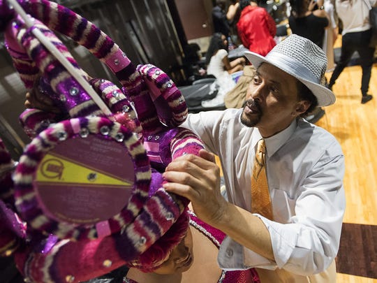 Annual Hair Wars Attracts Stylists Fans From All Over