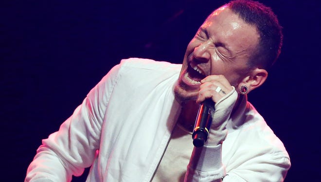 Linkin Park S Chester Bennington Chris Cornell For The Nu Metal Kids