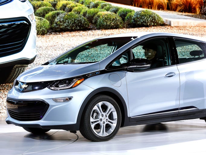 Pure electric cars on the American road