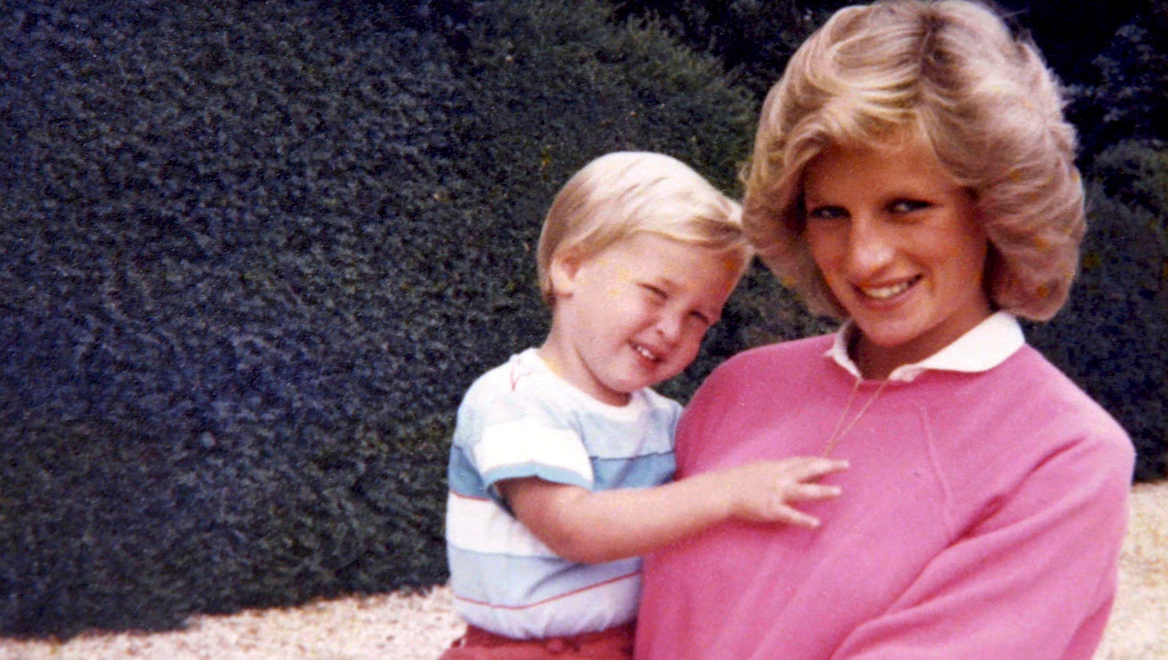 Princess Diana Tv Programming Books To Mark 20th Anniversary Of Her ...