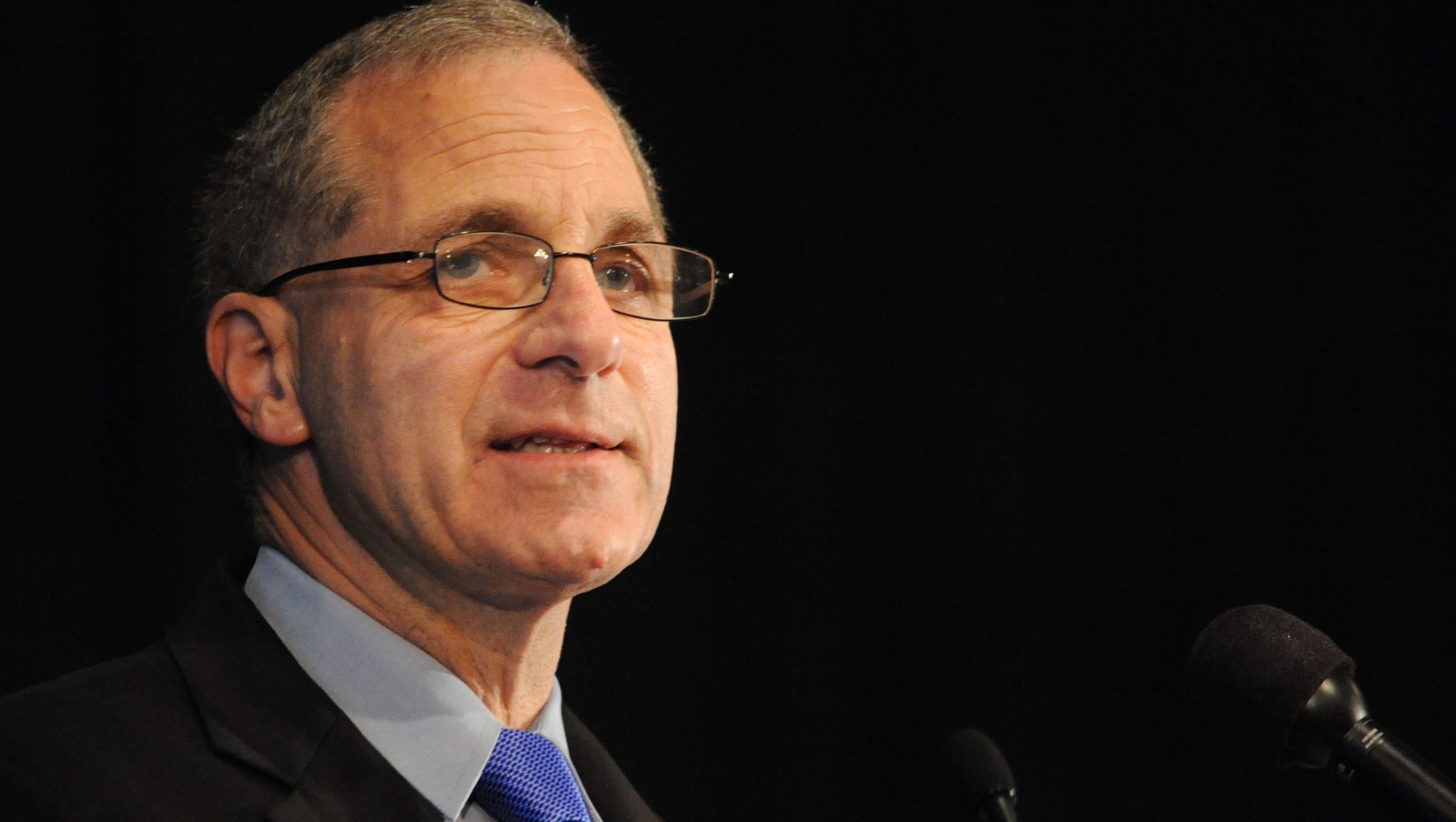 Officials Ex Fbi Chief Freeh Nearly Died In Vt Crash
