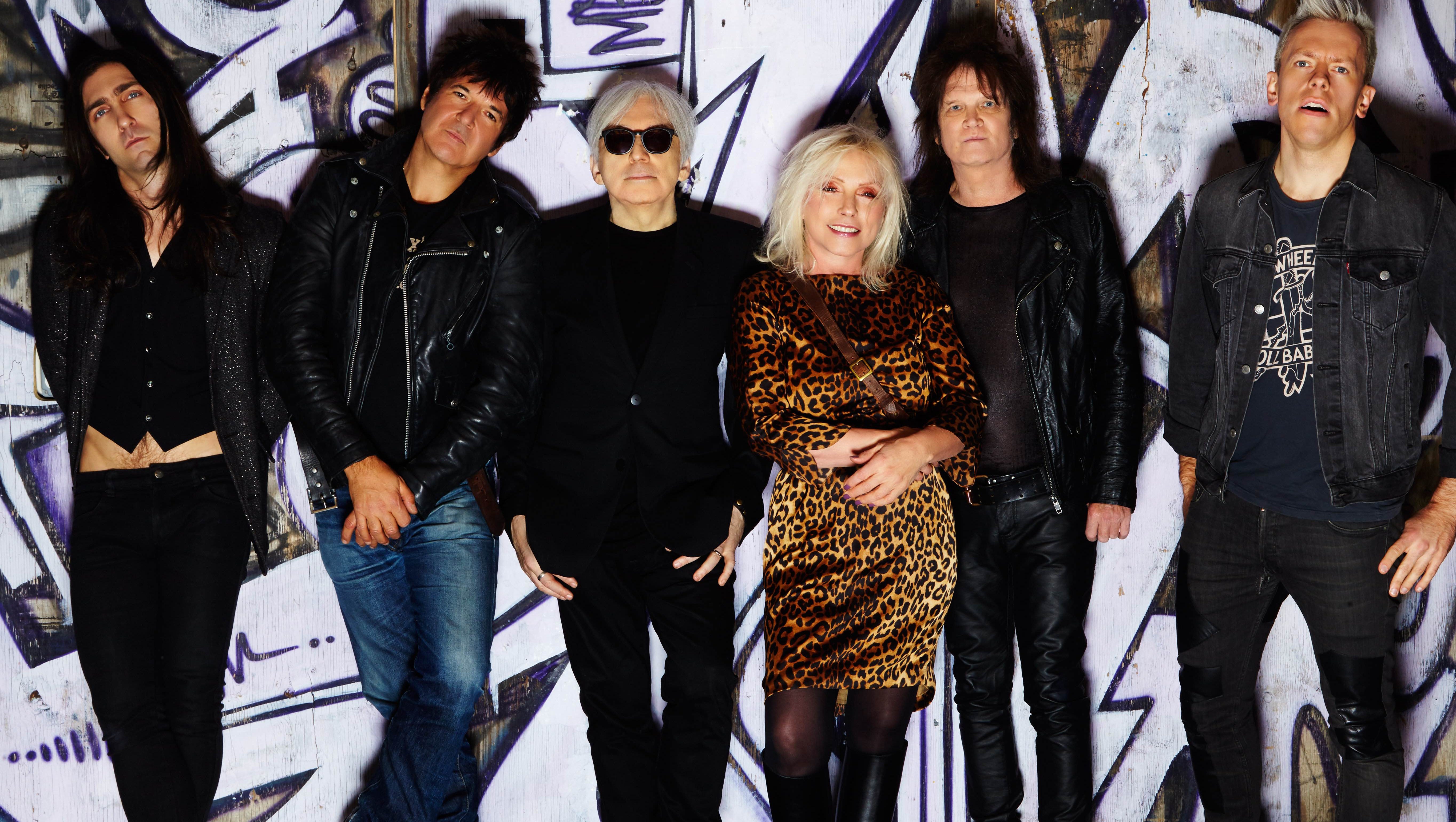 Blondie guitarist discusses the band's new album