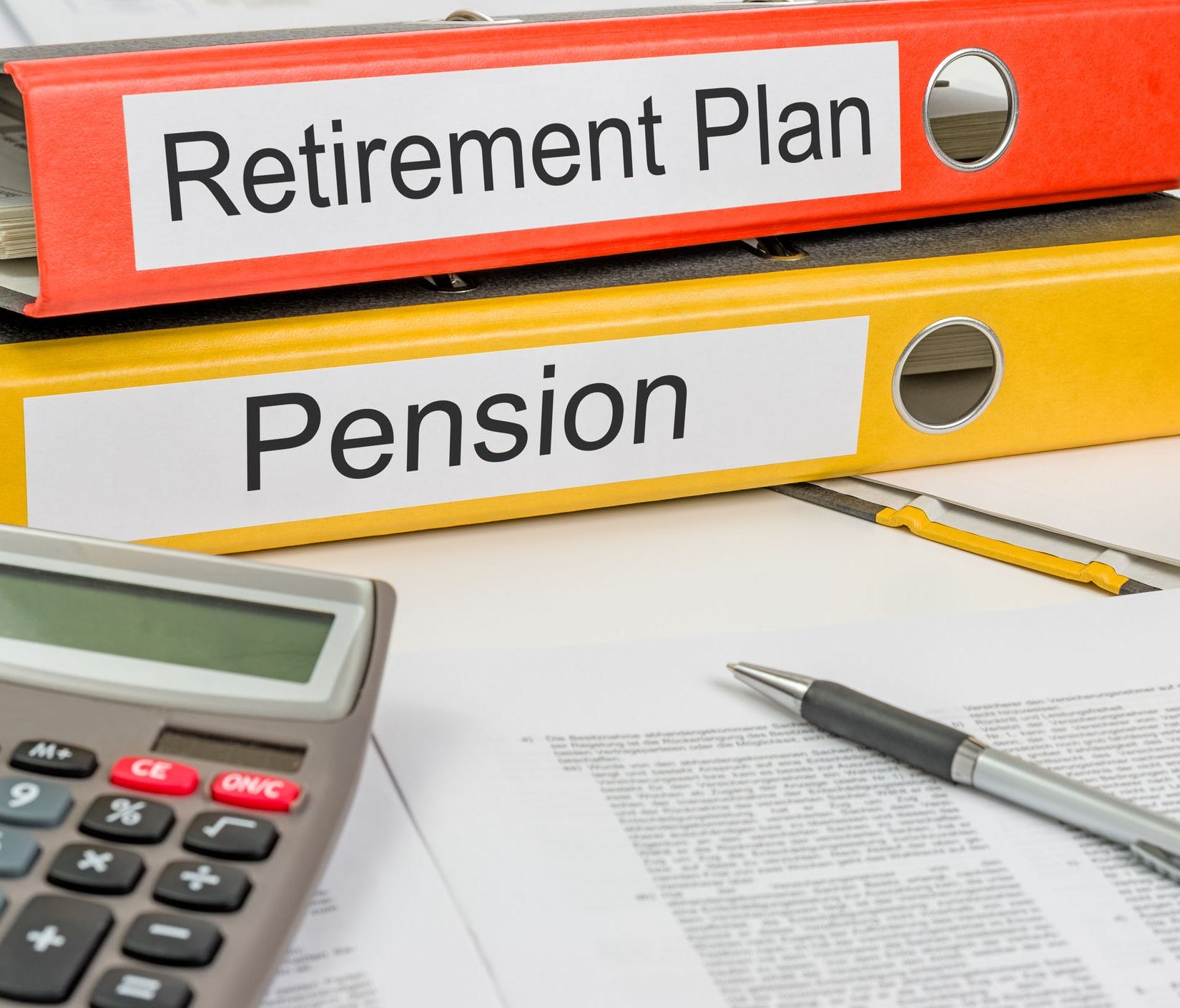 When choosing between job offers, the one that offers a pension along with the 401(k) plan is your best bet, even if the 401(k) match is less.