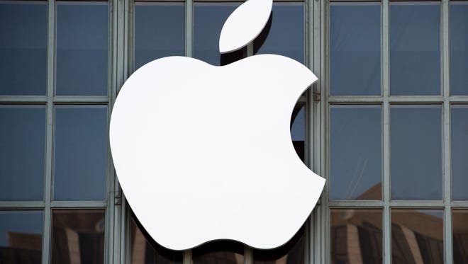 Apple Inc. plans to make servers in the tech company's large Mesa data center, according to documents made public Monday in the Federal Register.
