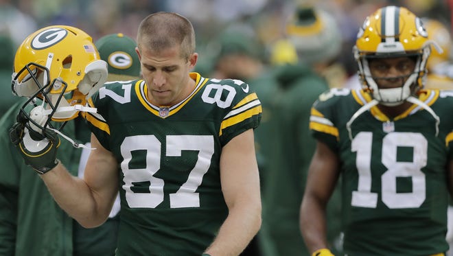 Green Bay Packers wide receiver Jordy Nelson (87) takes his helmet off as he walks to the sideline in the fourth quarter against the New Orleans Saints at Lambeau Field on Sunday, October 22, 2017 in Green Bay, Wis. 
Adam Wesley/USA TODAY NETWORK-Wisconsin