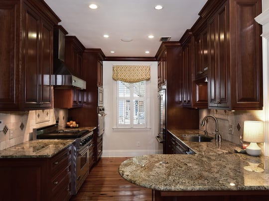 Privacy And Elegance In Historic Downtown Pensacola