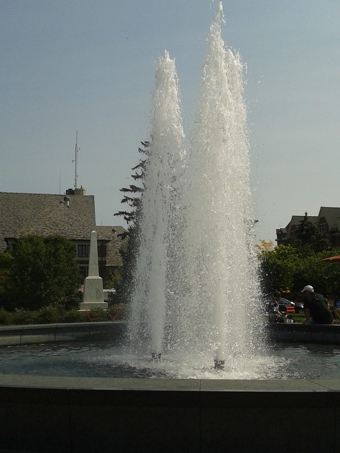 Check out these 8 fountains before the season ends