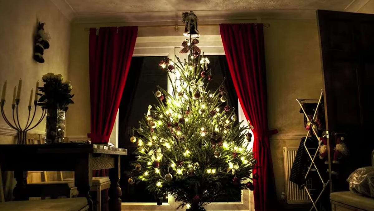 How Universal Studios Hollywood Will Celebrate Christmas