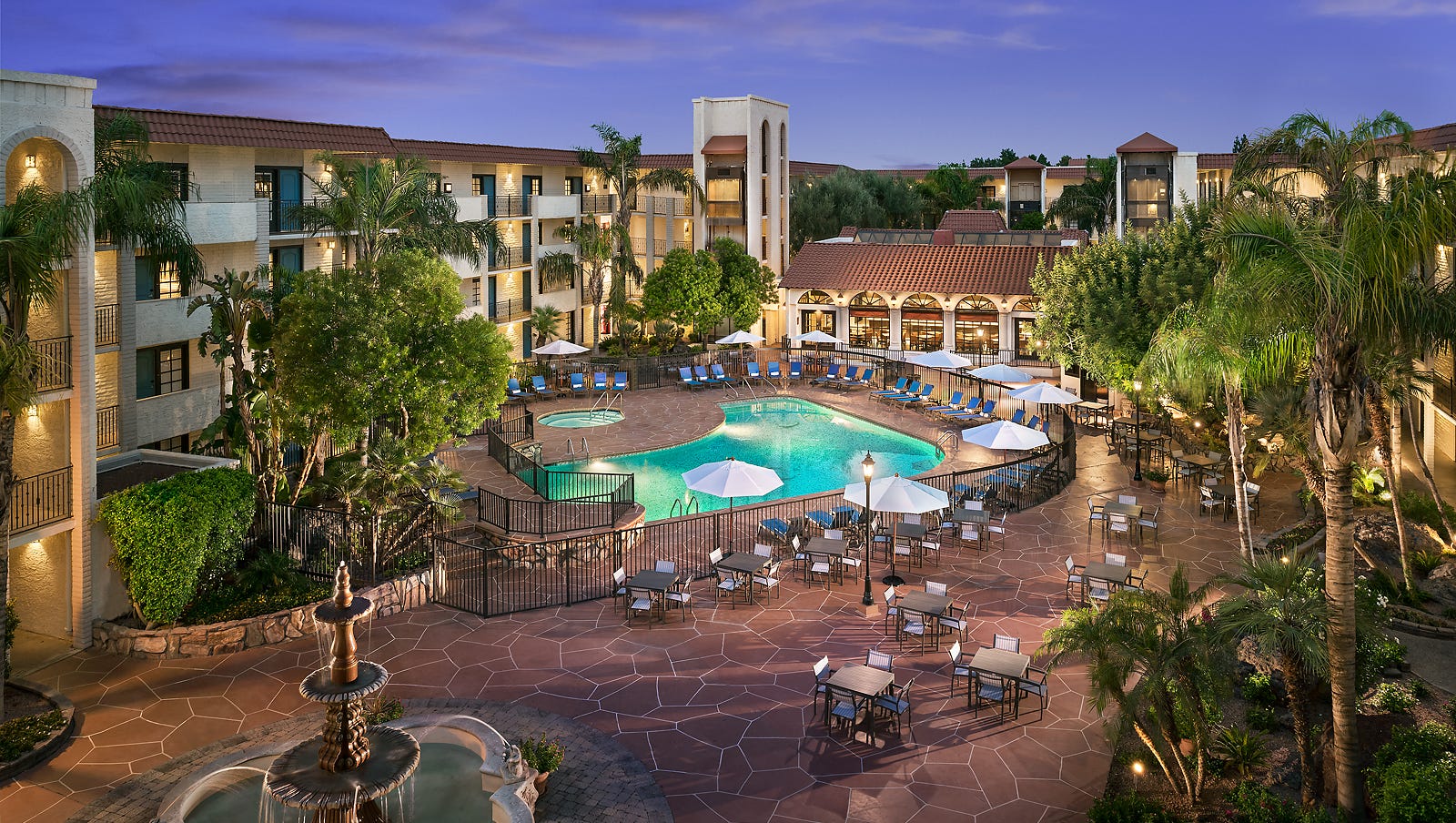 11 cheapest summer resort deals in Phoenix, Scottsdale