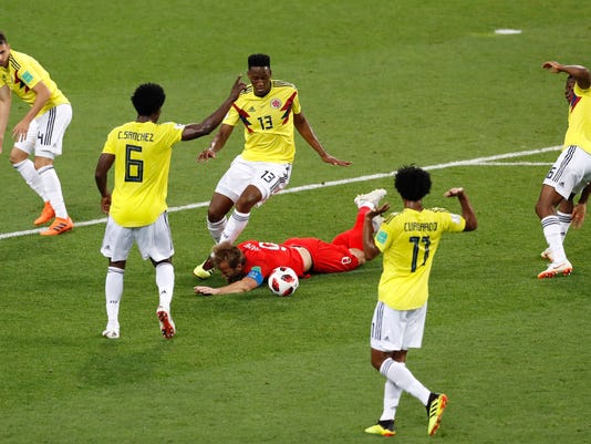 APTOPIX_Russia_Soccer_WCup_Colombia_England_73923.jpg