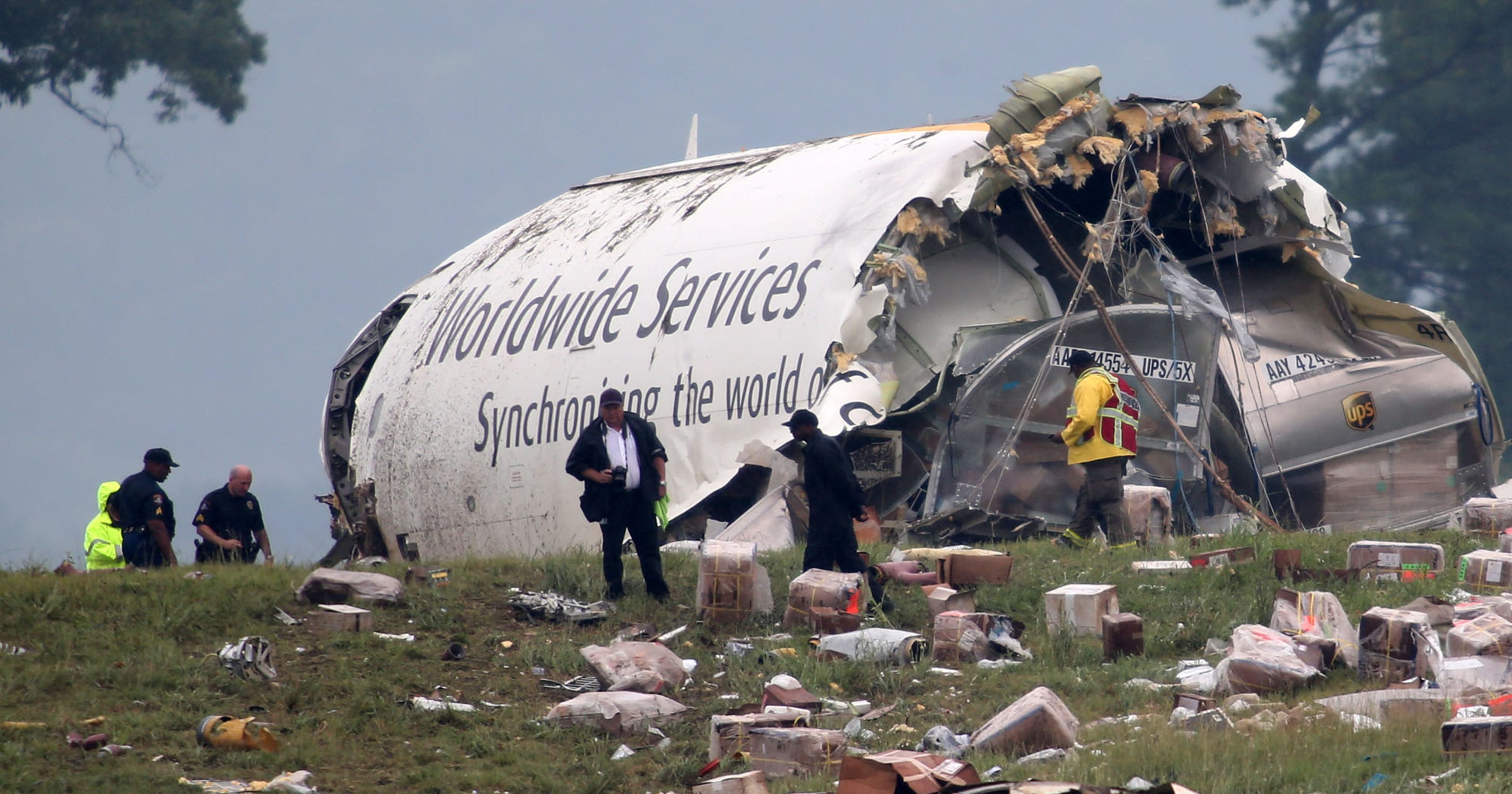 Ящики авиакатастрофы. Катастрофа a320 в Тегусигальпе. Самолет авиакатастрофа Эрбас.