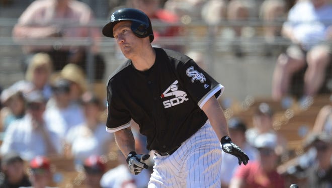 The Reds got their first look at Todd Frazier in a White Sox uniform on Saturday.