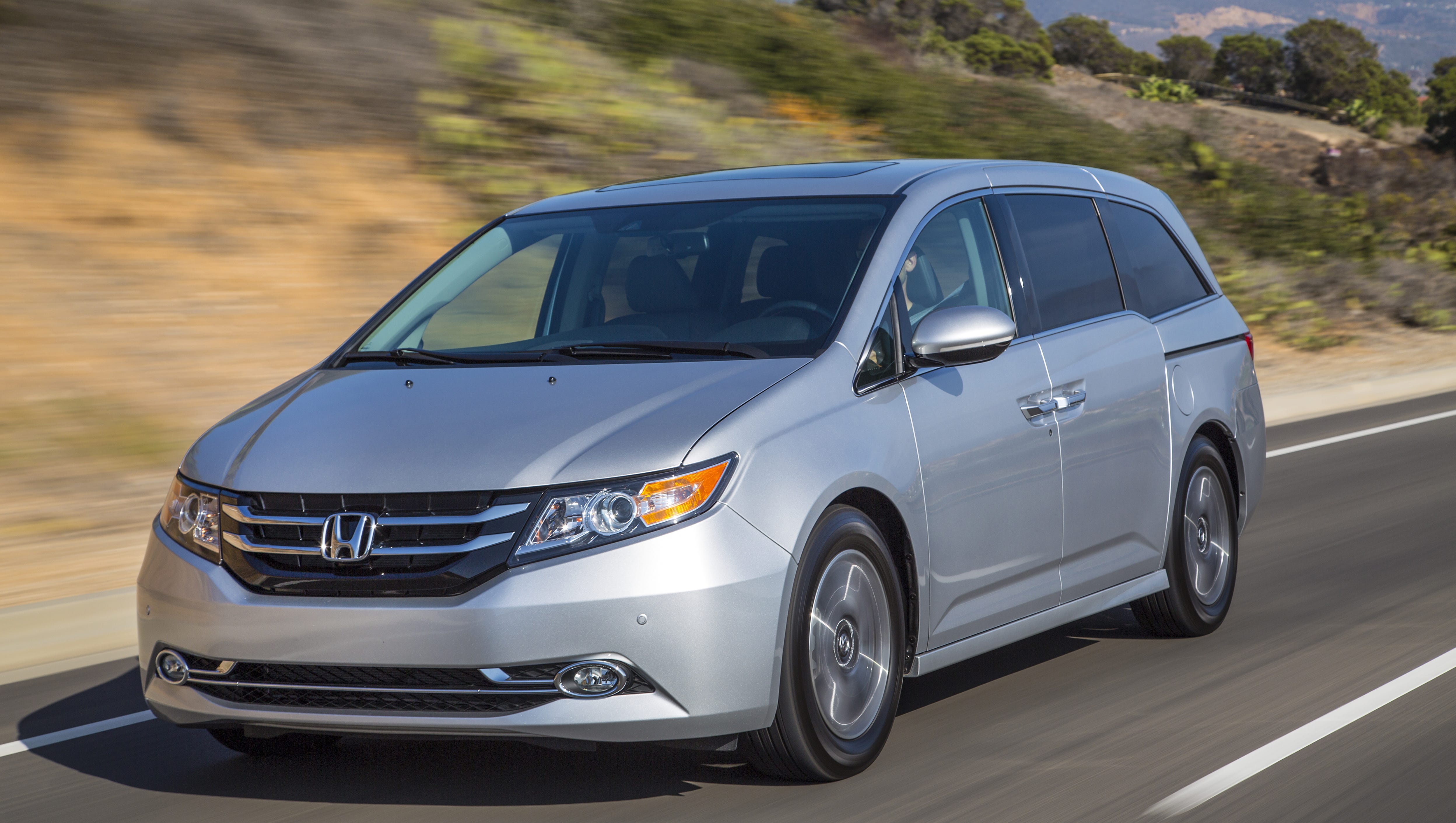 Honda Odyssey: 900,000 minivans recalled
