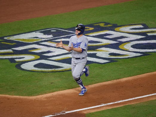 Game 5 at Minute Maid Park: Los Angeles Dodgers infielder