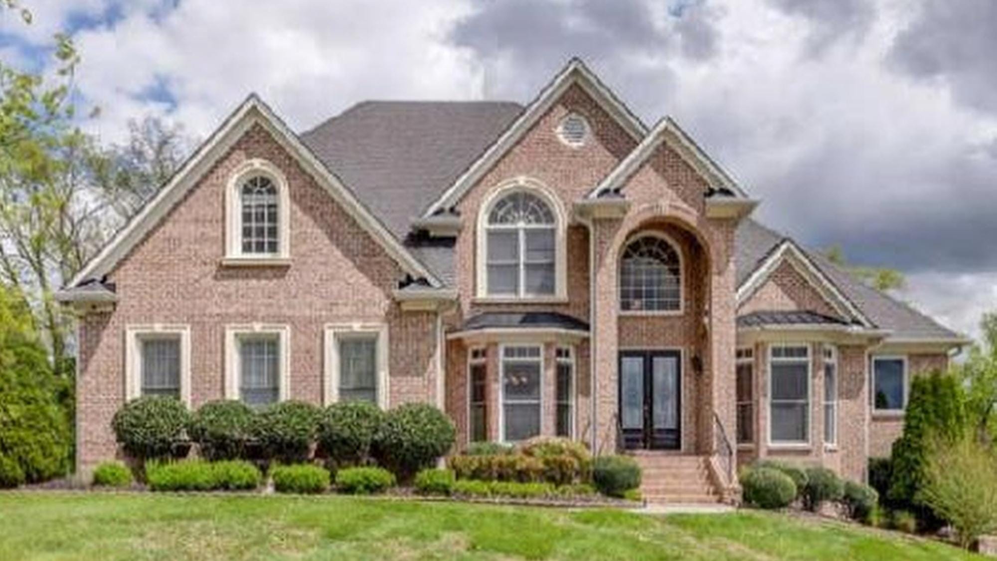 Homes for sale for 649,000 in Williamson County