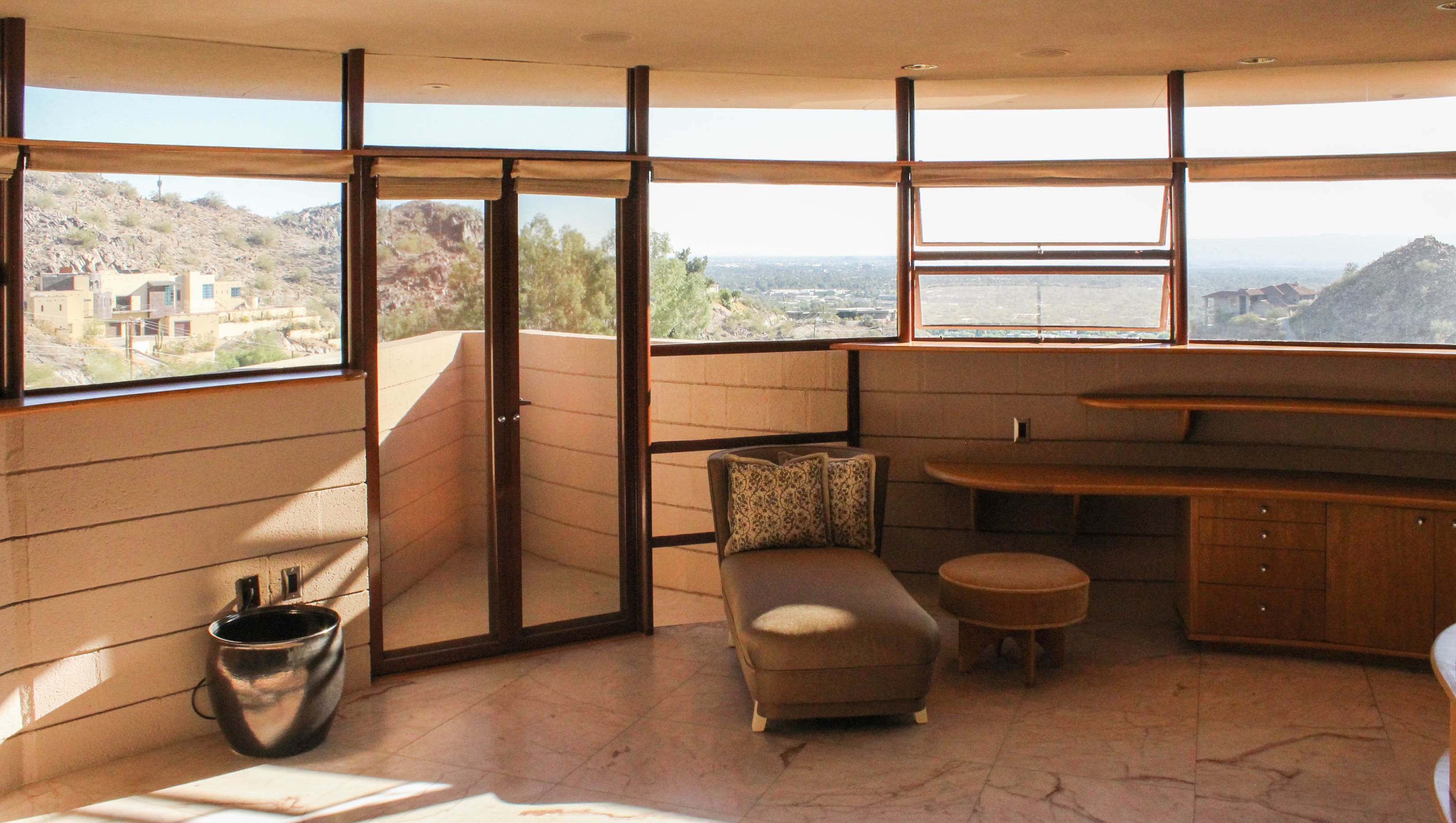 COOL HOME