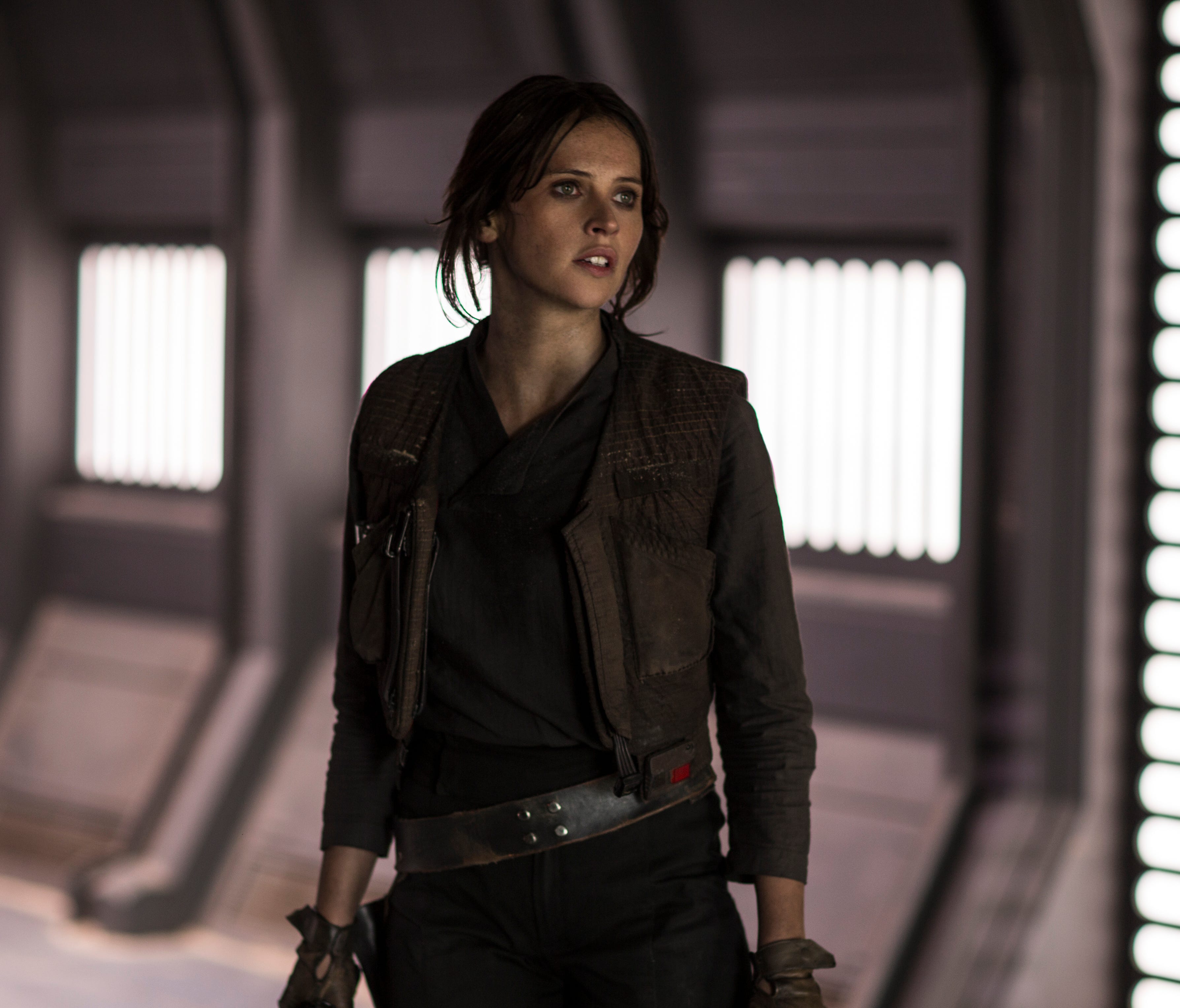 Jyn's face seeing what we all saw.