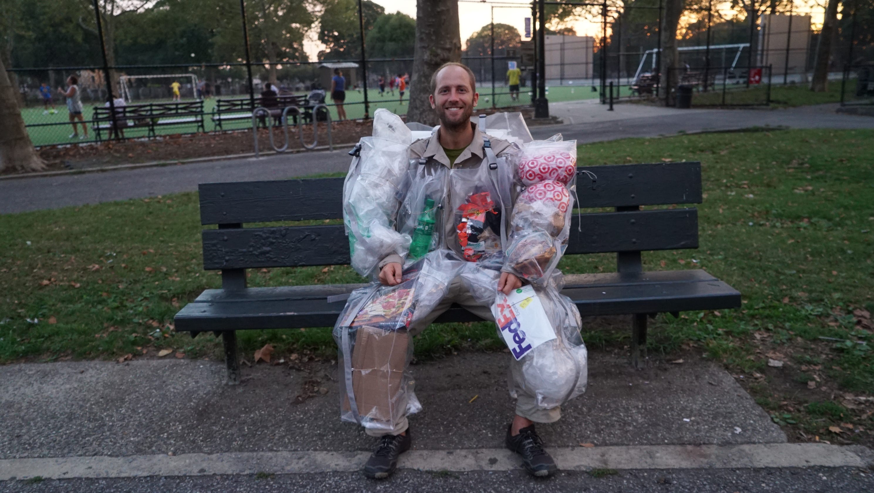 Man pledges to wear all the trash he produces for 1 month