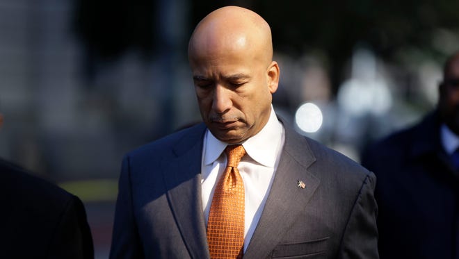 Former New Orleans Mayor Ray Nagin enters Federal Court in January 2014.