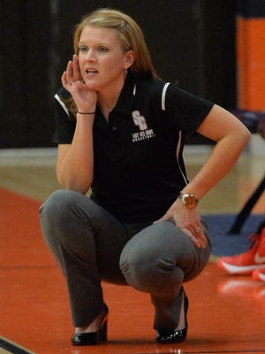 Stewarts Creek coach Lindy King gives instructions during a game last season. King recalls going to a Pat Summitt basketball camp as a player from Cornersville.