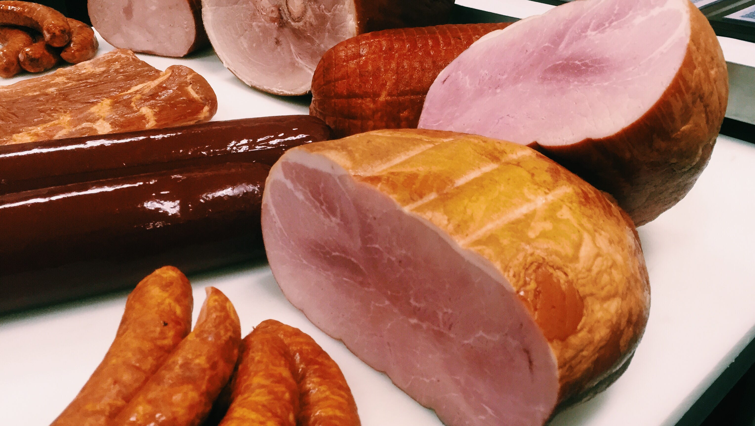 Tulare Meat Locker sweeps awards for best cuts in state