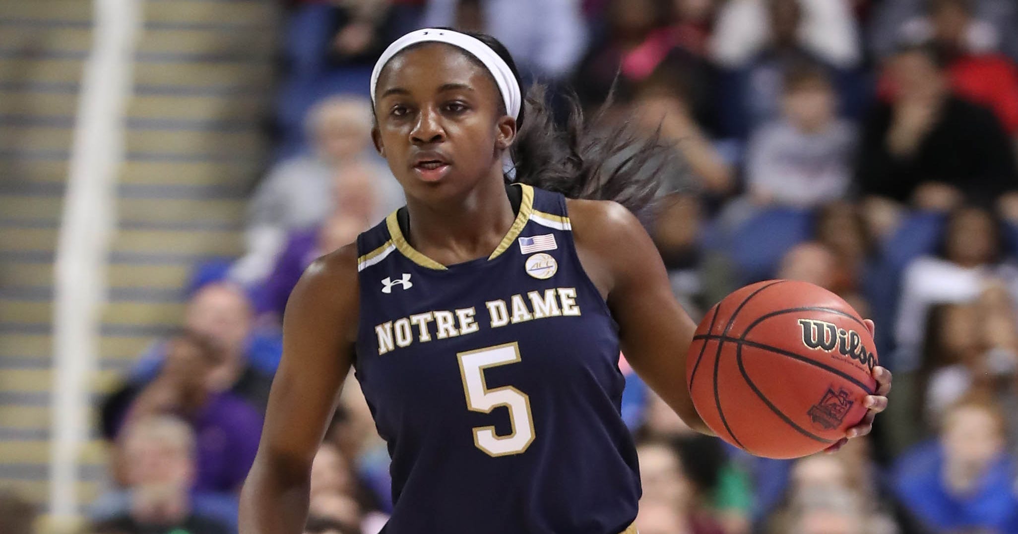 Notre Dame women's star Jackie Young leading Irish into Sweet 16