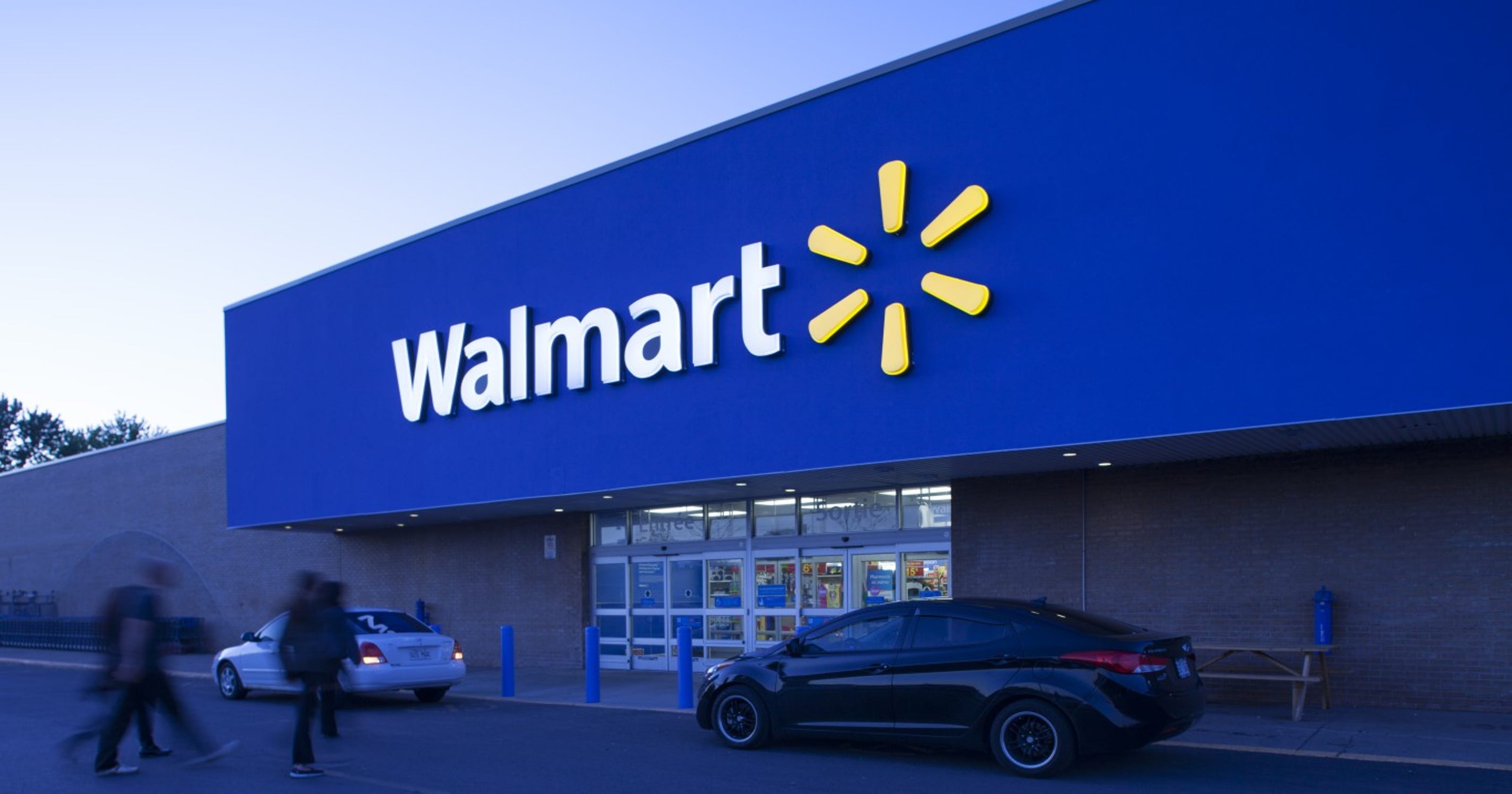 shoppers get expanded free shipping and options to return