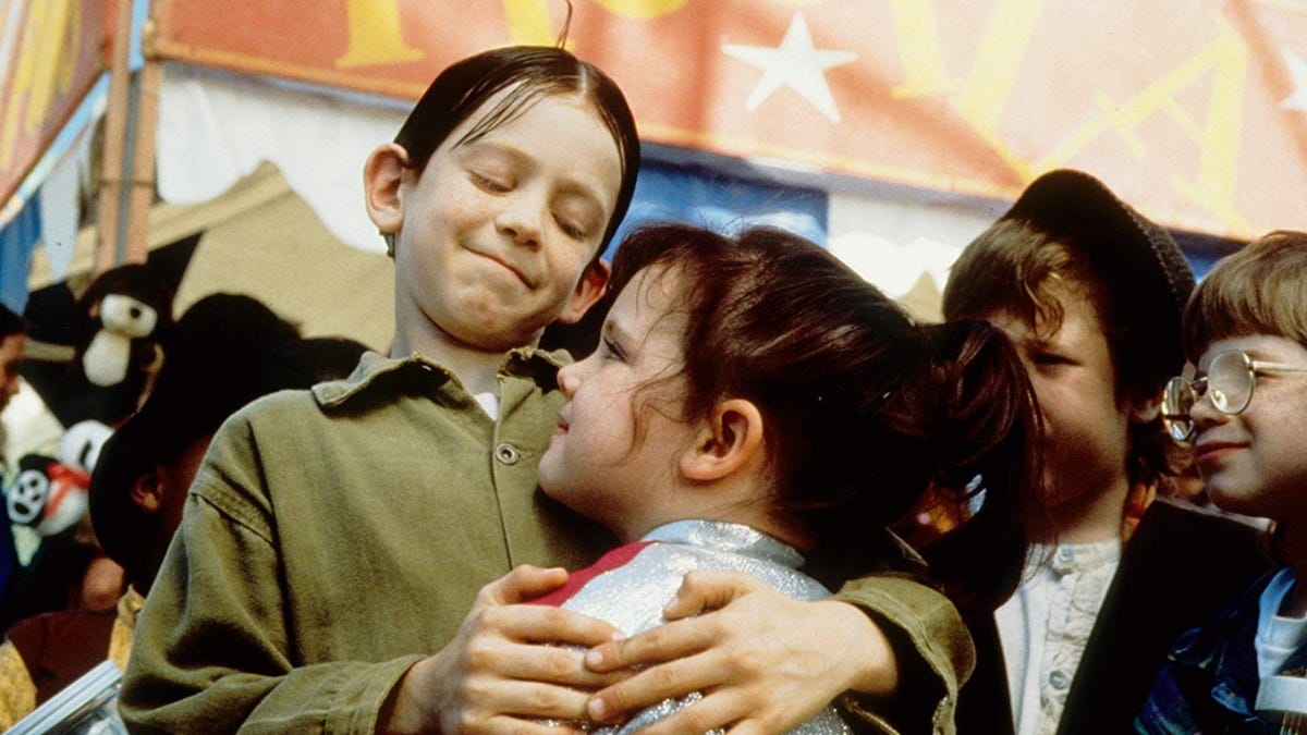 Bug Hall Star In 1994 S Little Rascals Arrested For Huffing