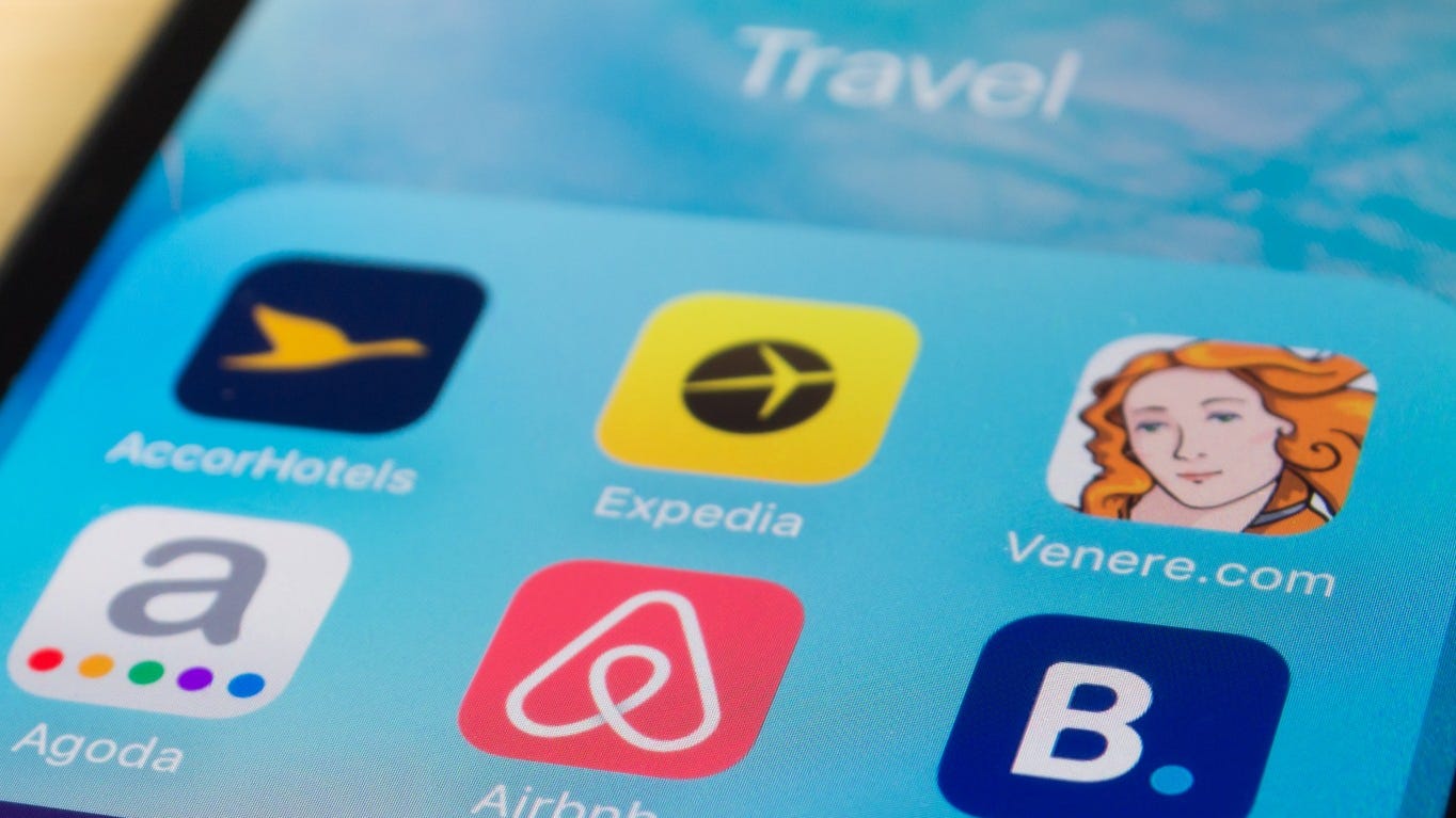 Should you book your trip through Expedia or Priceline?
