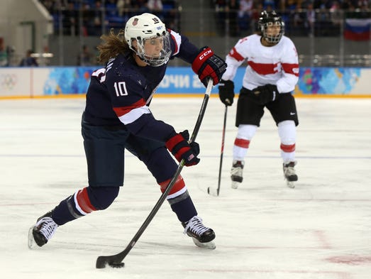 USA women blast Sweden, to face Canada in final