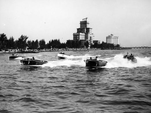 Chris-Craft common these selected images and advertisements