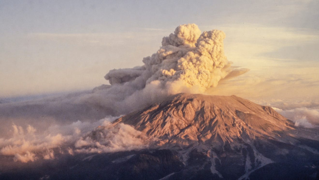 Mount St. Helens eruption Neverbeforepublished aerial photos
