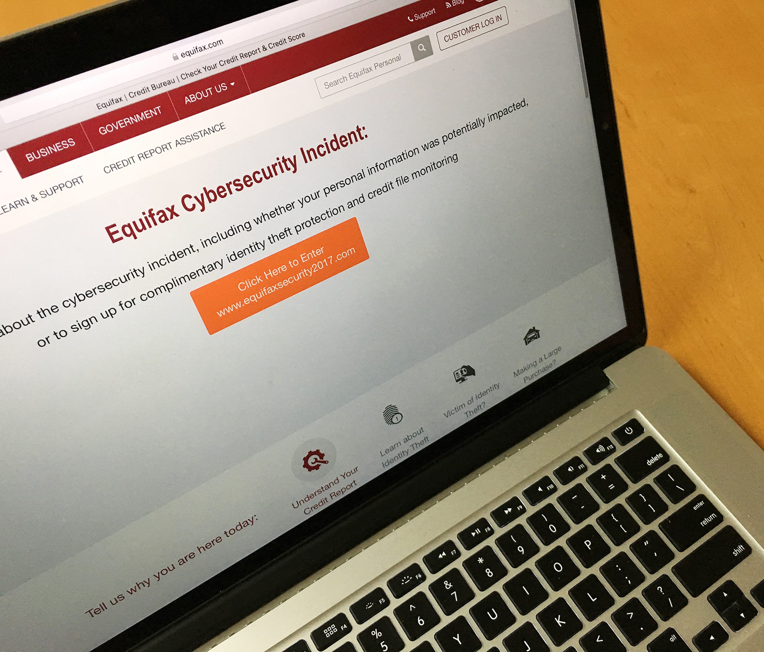 Photo of Equifax website.