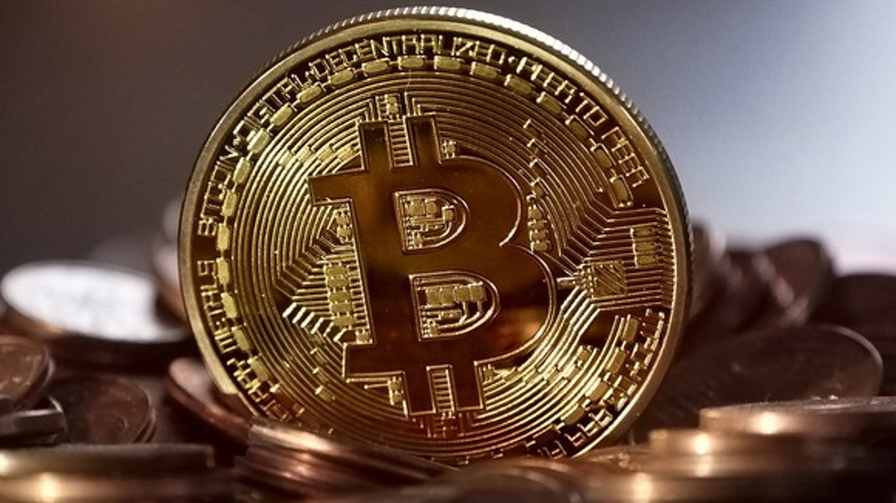 So you want to invest in bitcoin Here's what you should know