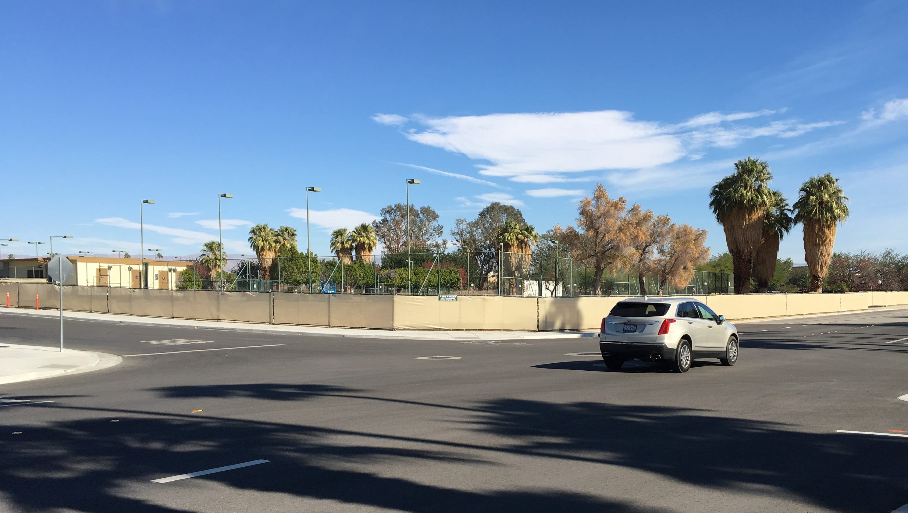 Temporary College of the Desert campus in Palm Springs has residents worried about safety