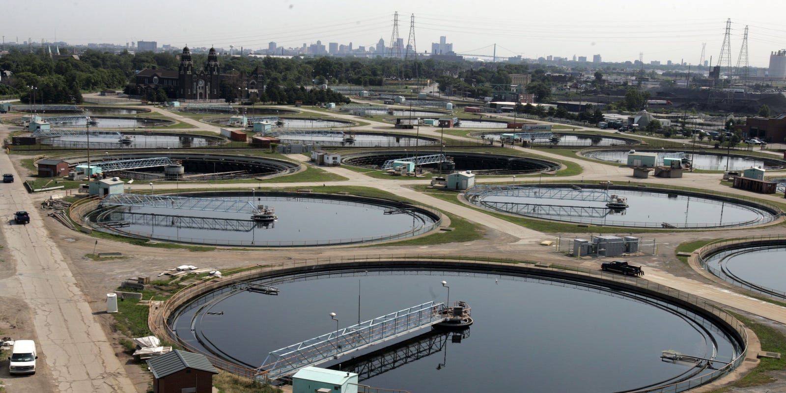 Could sewage testing in Detroit serve as a COVID-19 early-warning system? - Detroit Free Press