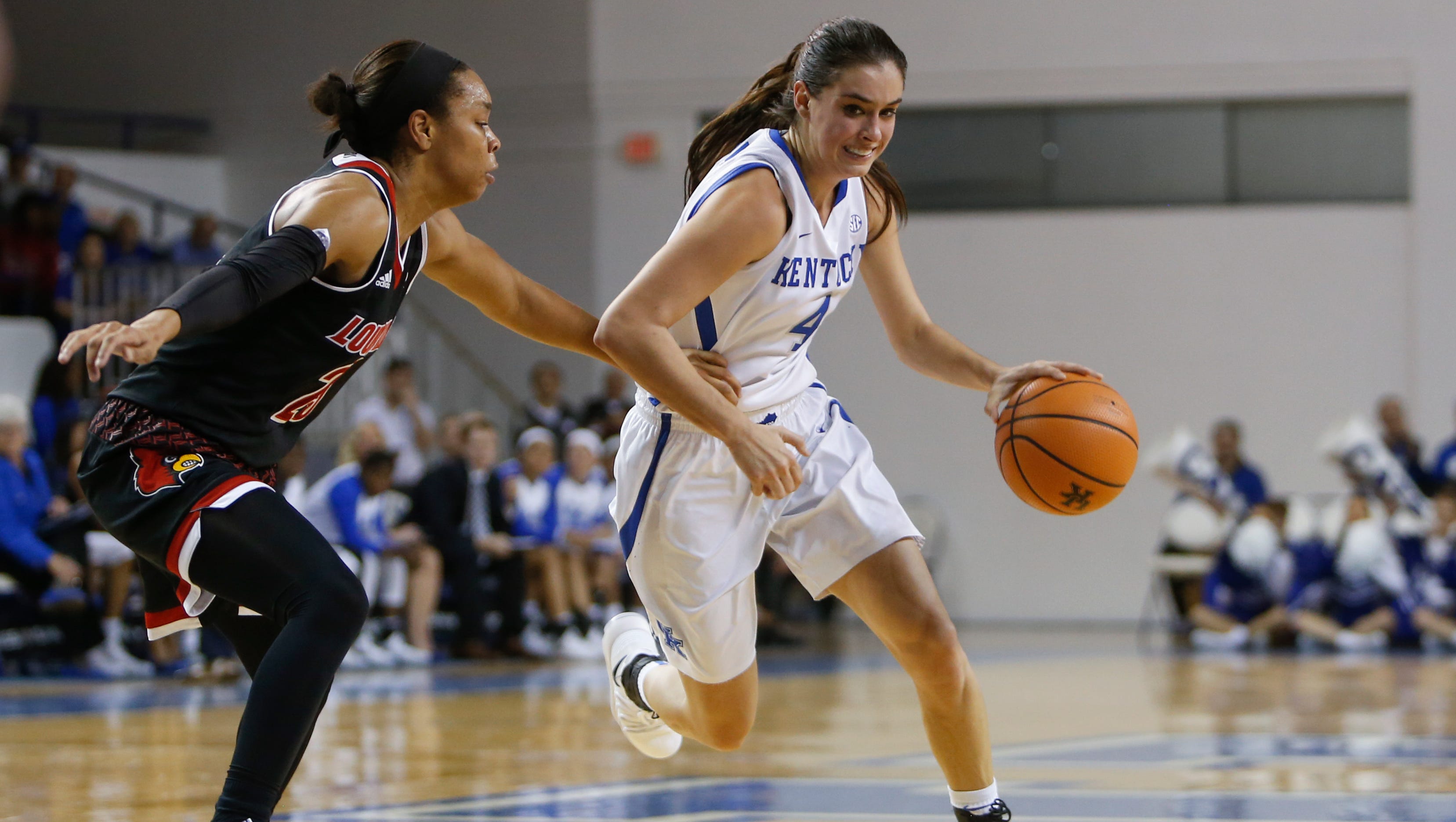Uk Women S Basketball Loses Third Straight Game To Louisville