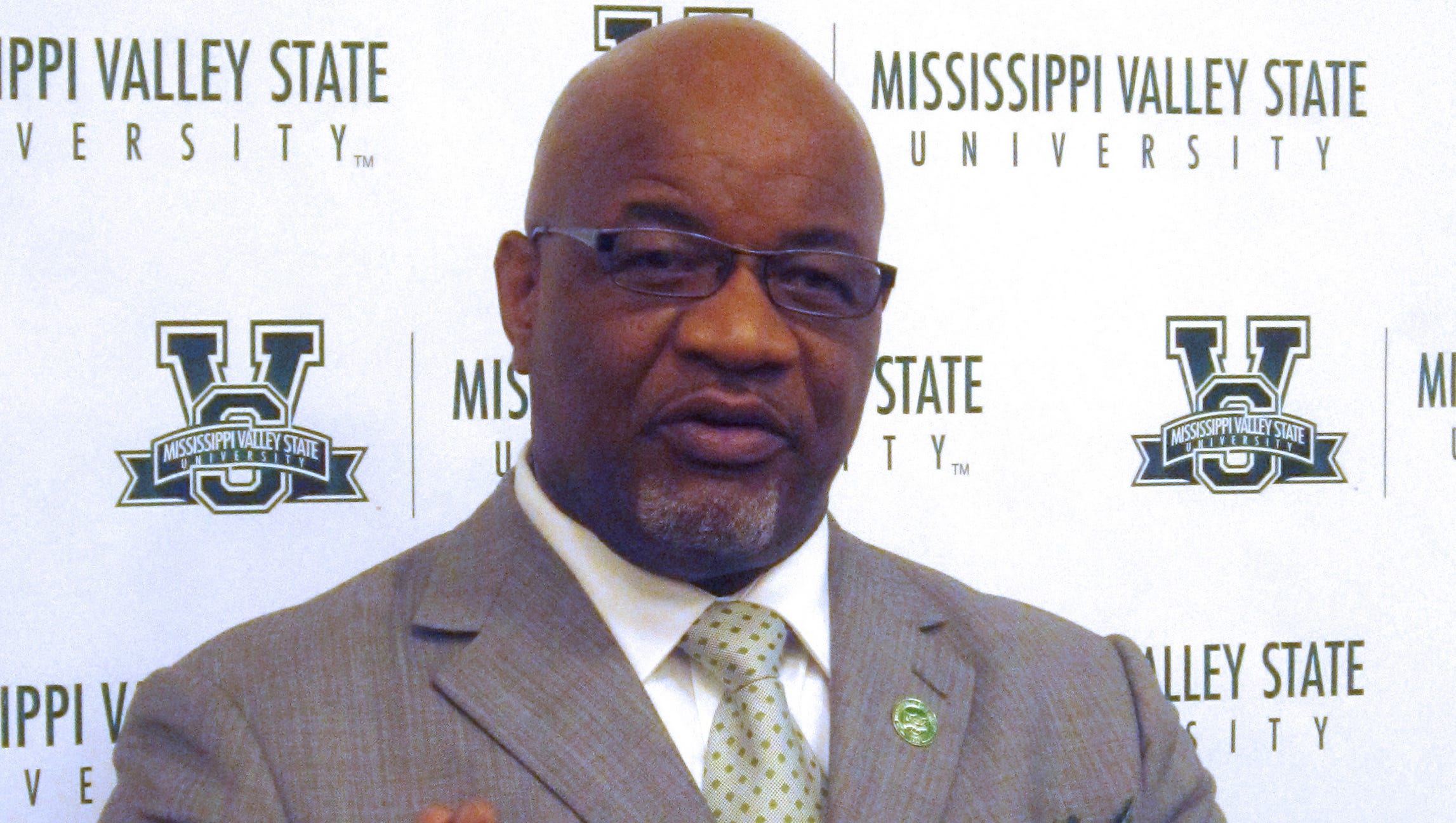 Bynum pitches to lead Jackson State after opponents sue