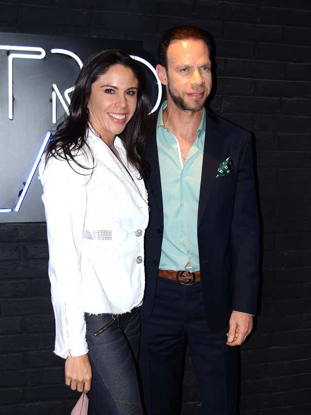 Zague Ofrece Disculpas Publicas A Su Esposa Paola Rojas