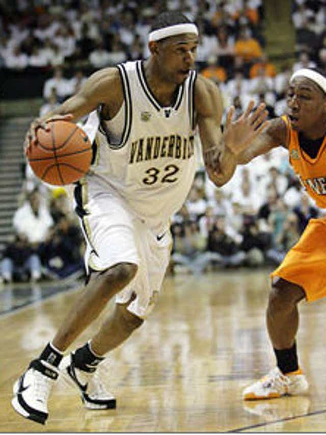 Vanderbilt Alumni Basketball Team Could Win 2 Million