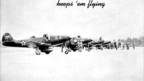 Military pilots lined up at Dale Mabry Field in 1943.