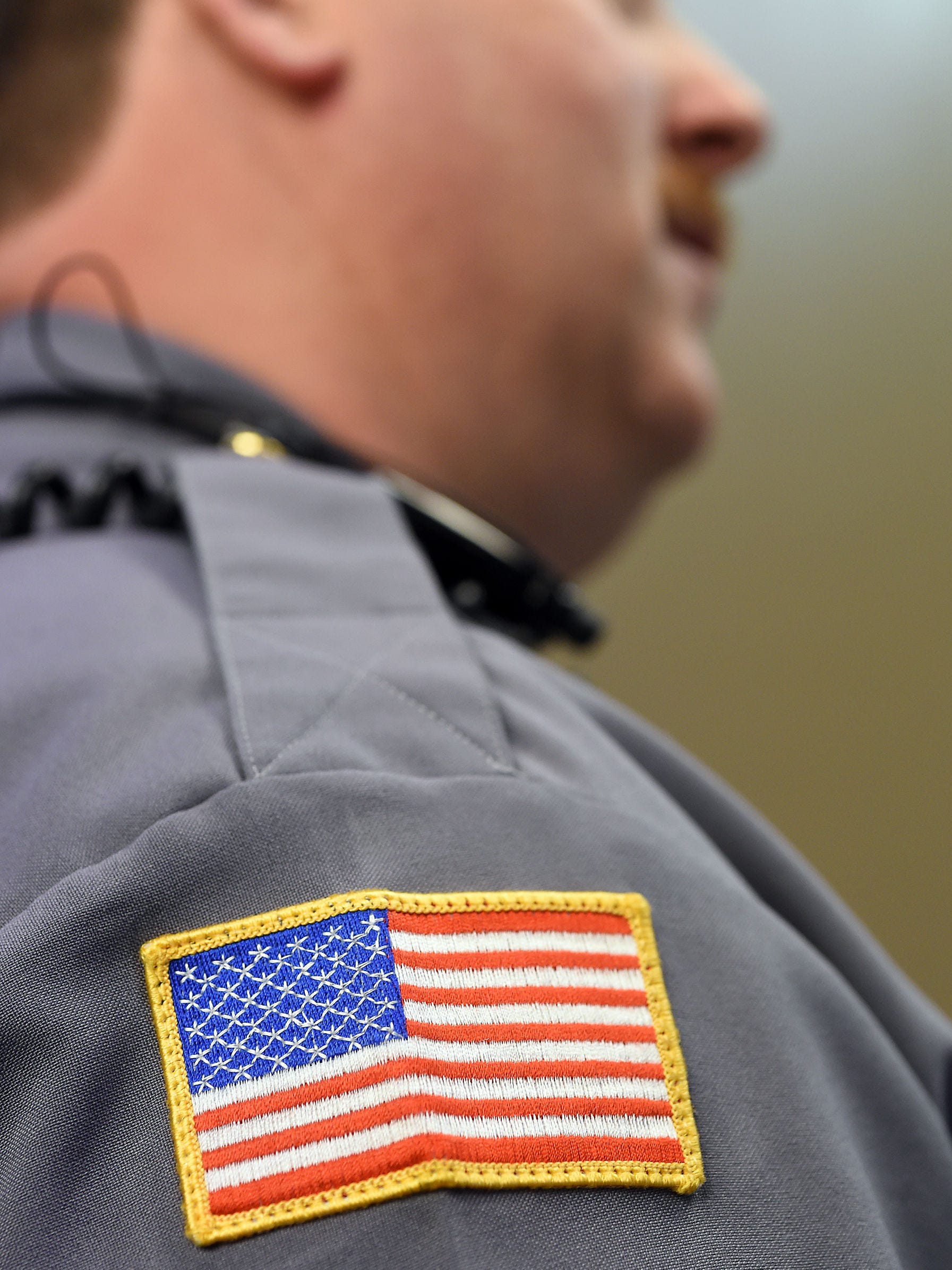 police uniform shoulder patch placement police uniform shoulder patch placement