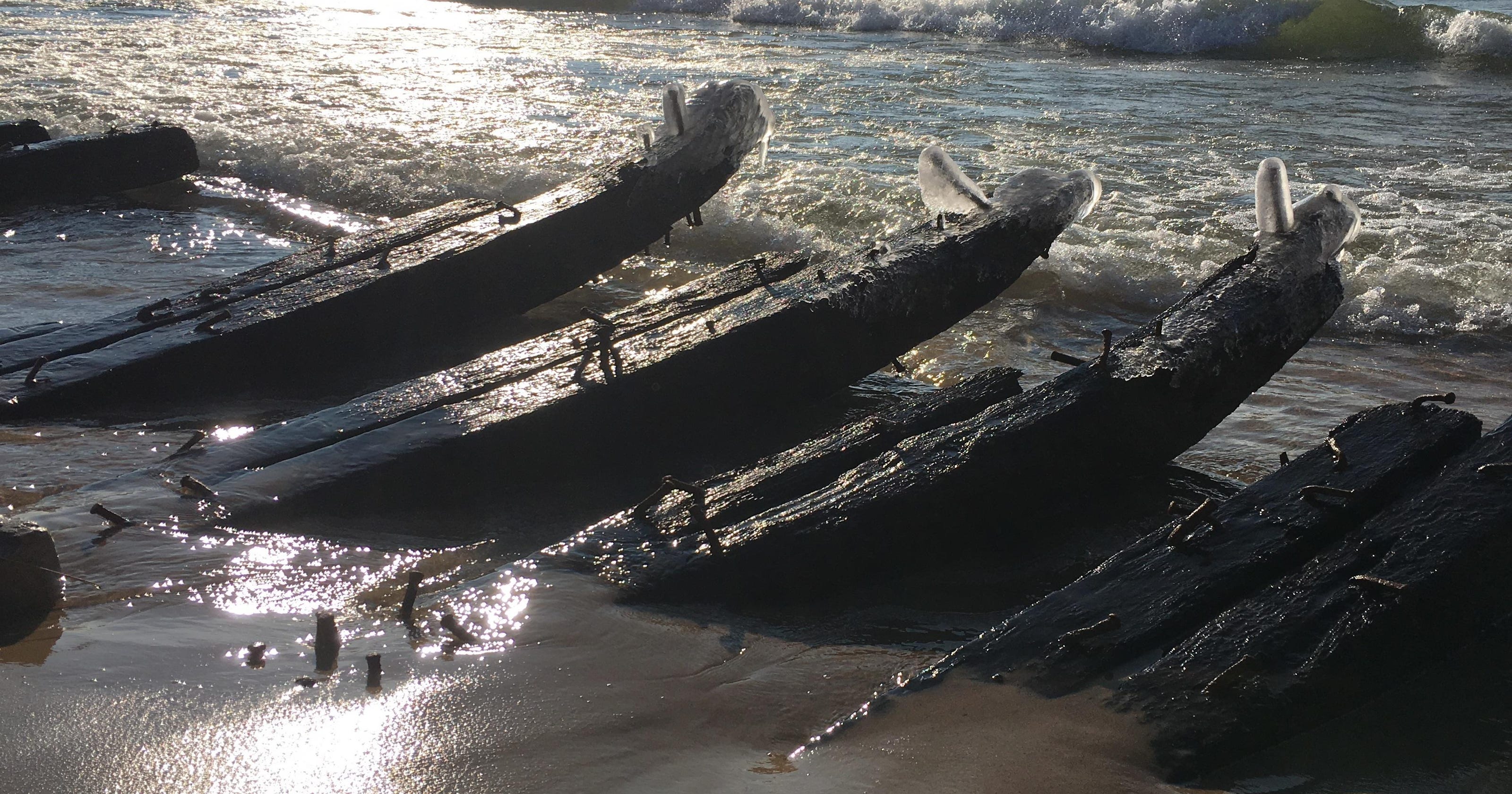 Experts identify shipwreck found on Lake Michigan shore
