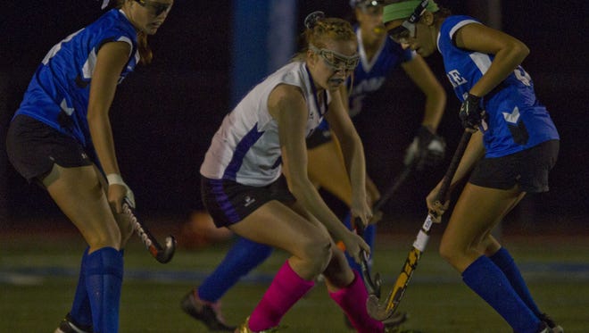 The Rumson-Fair Haven field hockey team takes on Shore Regional in the 2015 SCT final