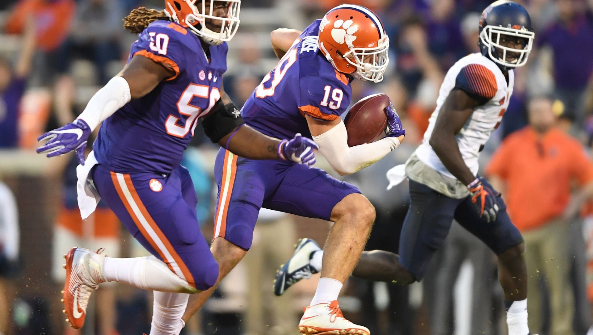 Trending Upward Clemson S Tanner Muse Showing Knack For Big Plays