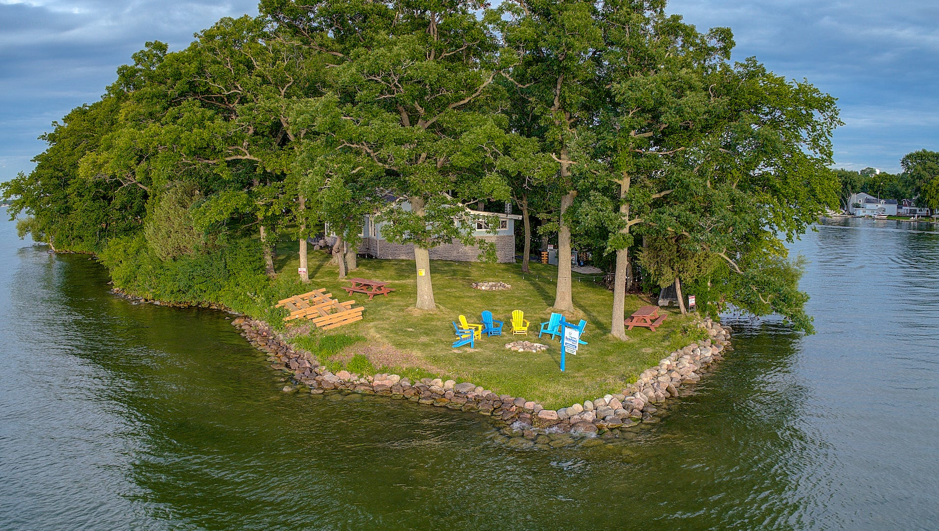 Private island getaway in Pewaukee Lake can be yours for 890,000