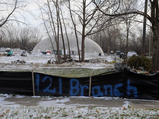 Wessen Tennis Courts in Pontiac