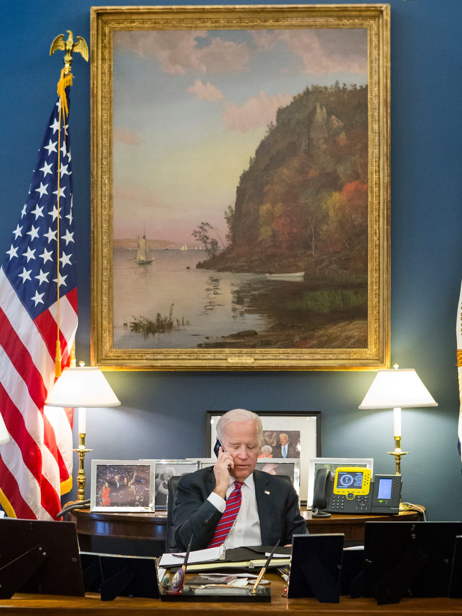 A Look Inside One Of Joe Biden S Final Days In Office
