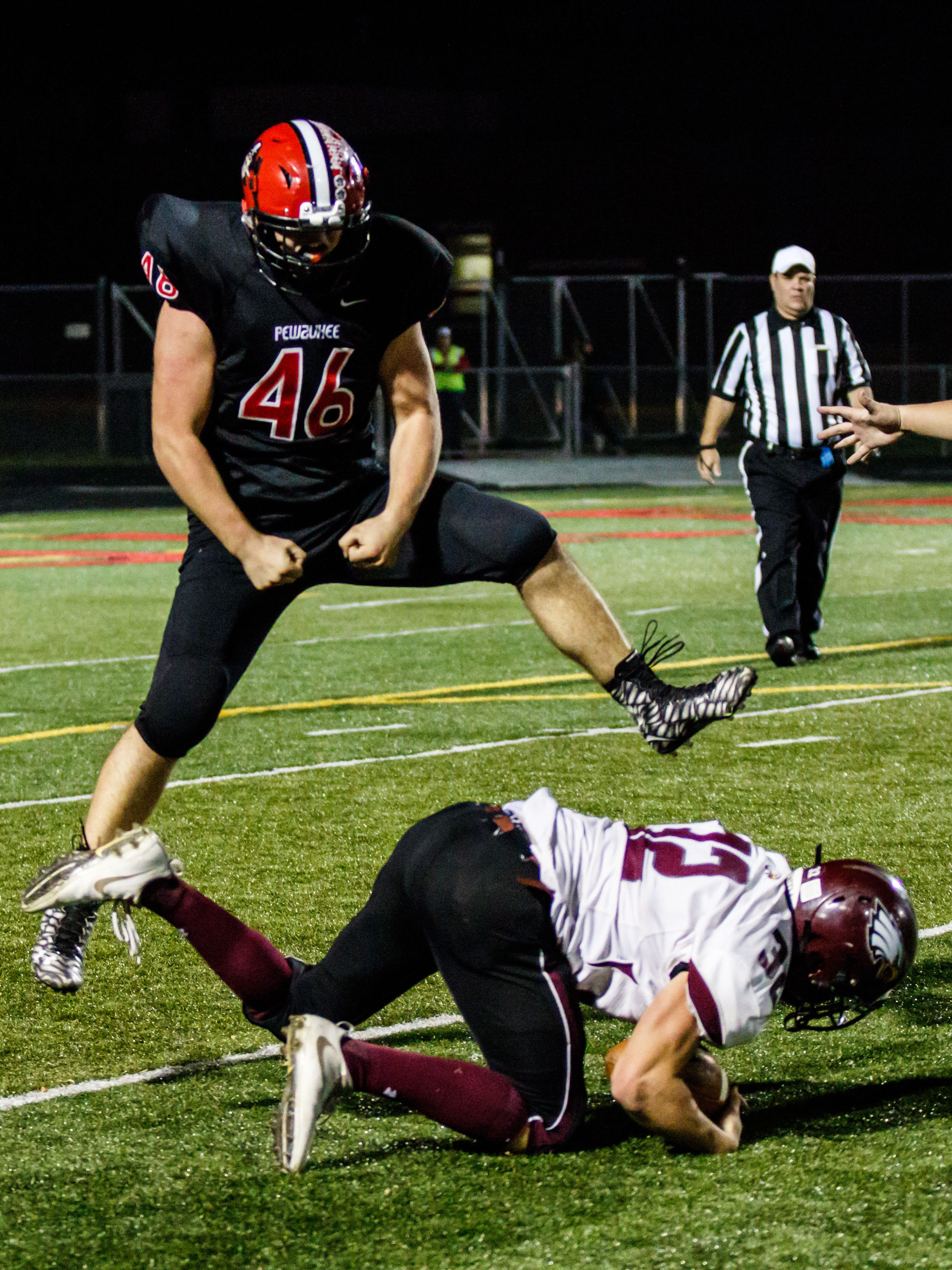 Pewaukee takes care of Jefferson, gets chance at a Woodland rematch