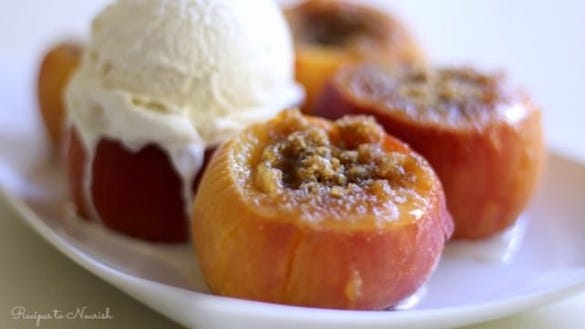 Instant Pot Stuffed Peaches
